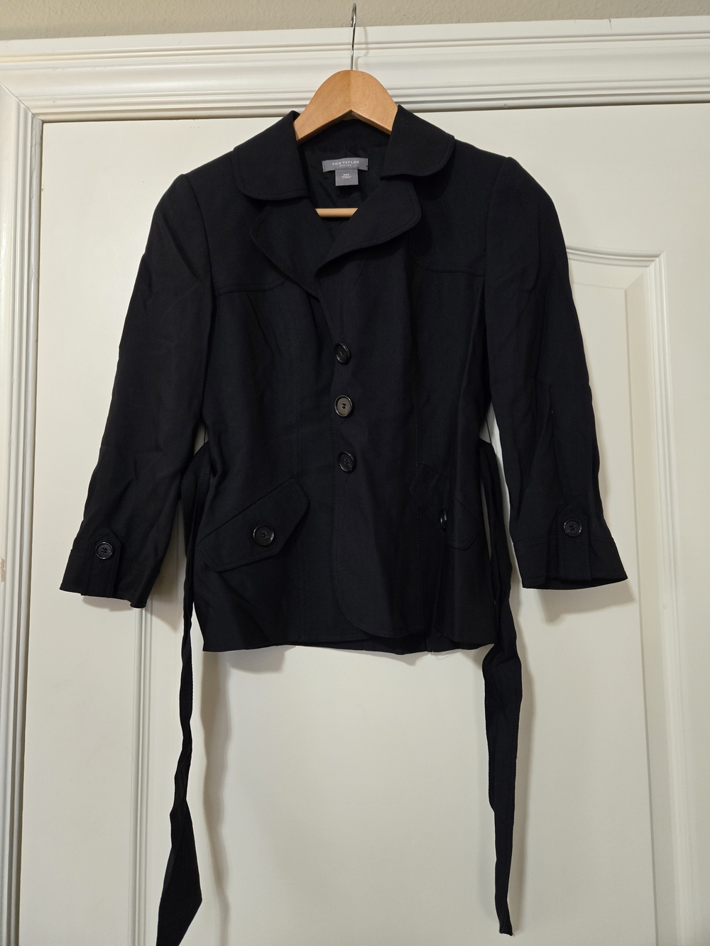 Ann Taylor Black Button-Front Belted Blazer Classy Stylish Fall